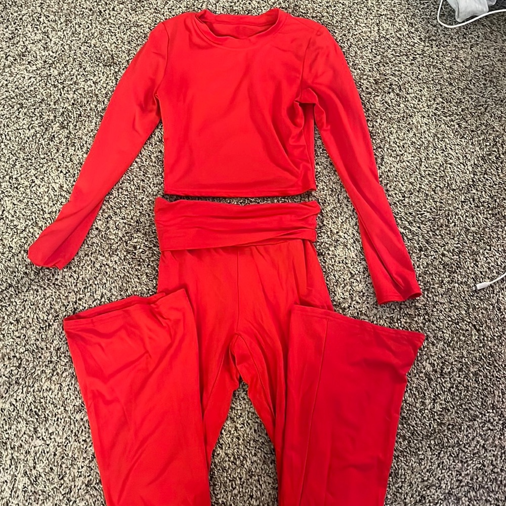 Red leggings and top set